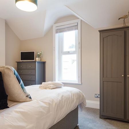 Stylish Town Centre House - 300Mbps, Parking & Sunny Decking Apartment Bournemouth Exterior photo